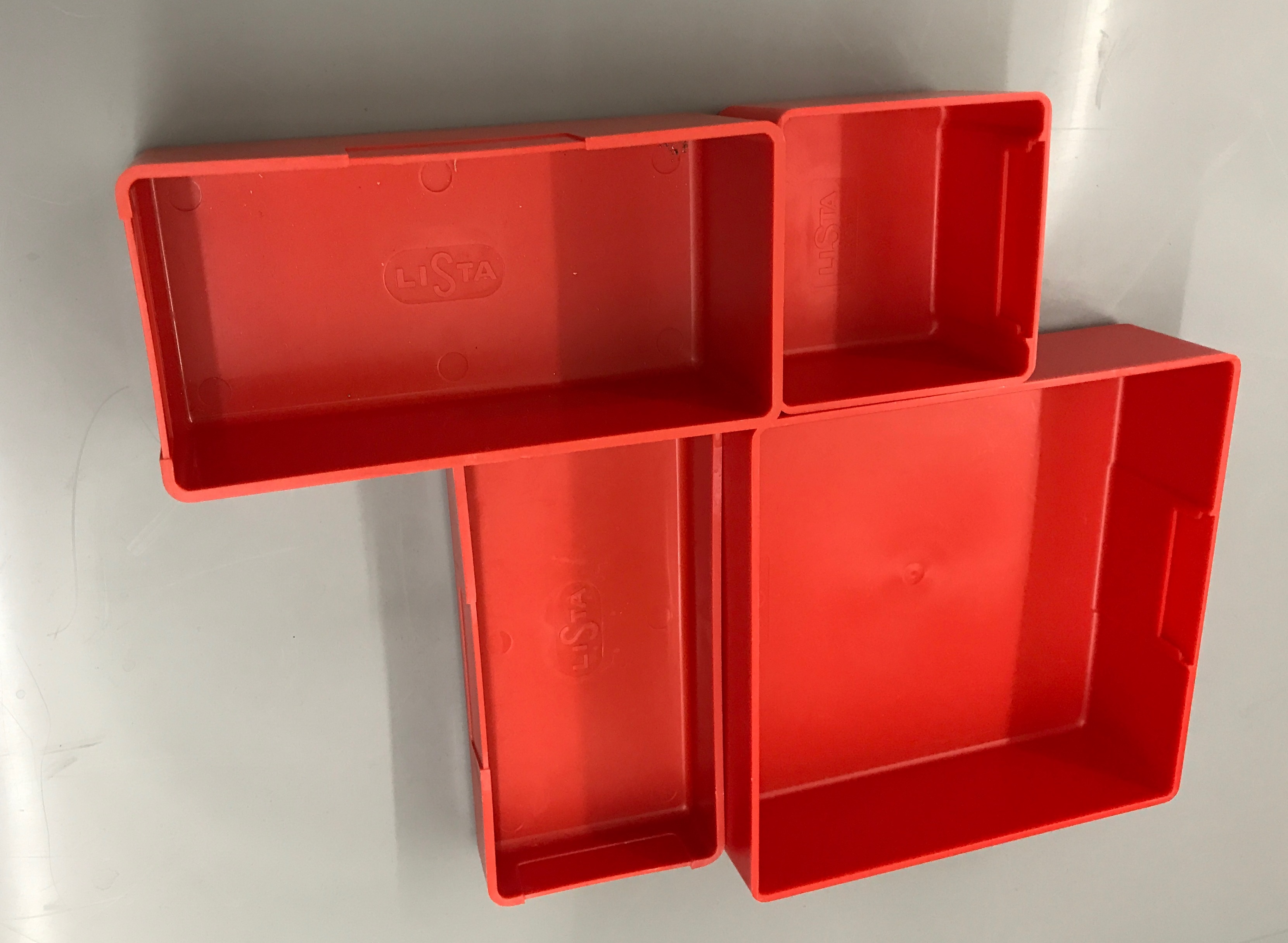 Behälter, rot, 150x 75x26mm Behälter, rot, 150x 75x26mm