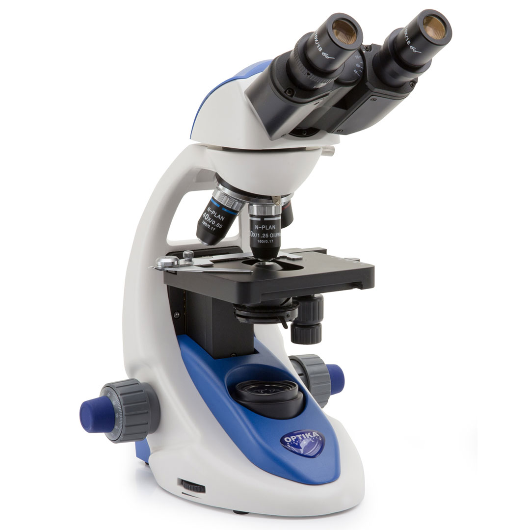 OPTIKA Mikroskop binokular, 4x, 10x, 40x, 100x mit Öl / Wasser, achromat N-Plan