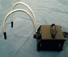 Kaltlichtleuchte 150W, inkl. Schwanenhals 2-armig