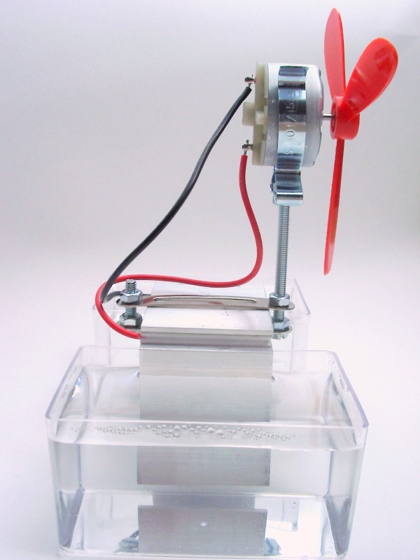 EXERGIA Elektrizität aus heissem Wasser, Bausatz