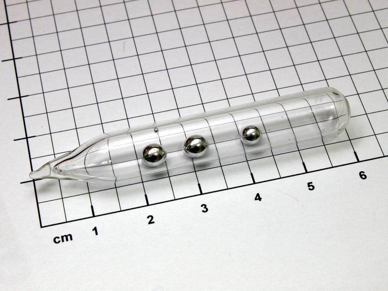 Gallium Metall flüssig unter Vakuum, Glasampulle